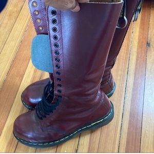 Dr. Martin cherry 12” calf boots